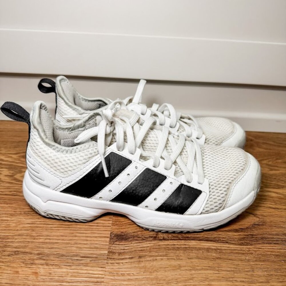 Adidas Girls Indoor Field Hockey or Soccer Shoes Size 2.5